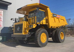 东风重工巨无霸矿用车 可拉80吨的重型自卸车